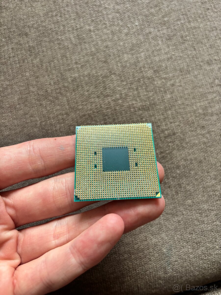 AMD Ryzen 5 2600X - 6 jadier / 12 vlákien - 4