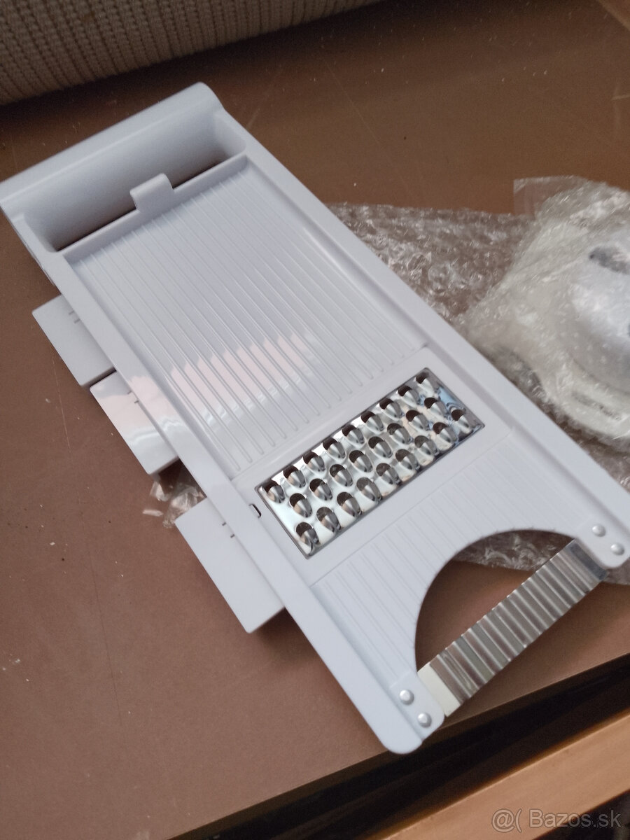 Predám termosku,univerzálny krájač - 4