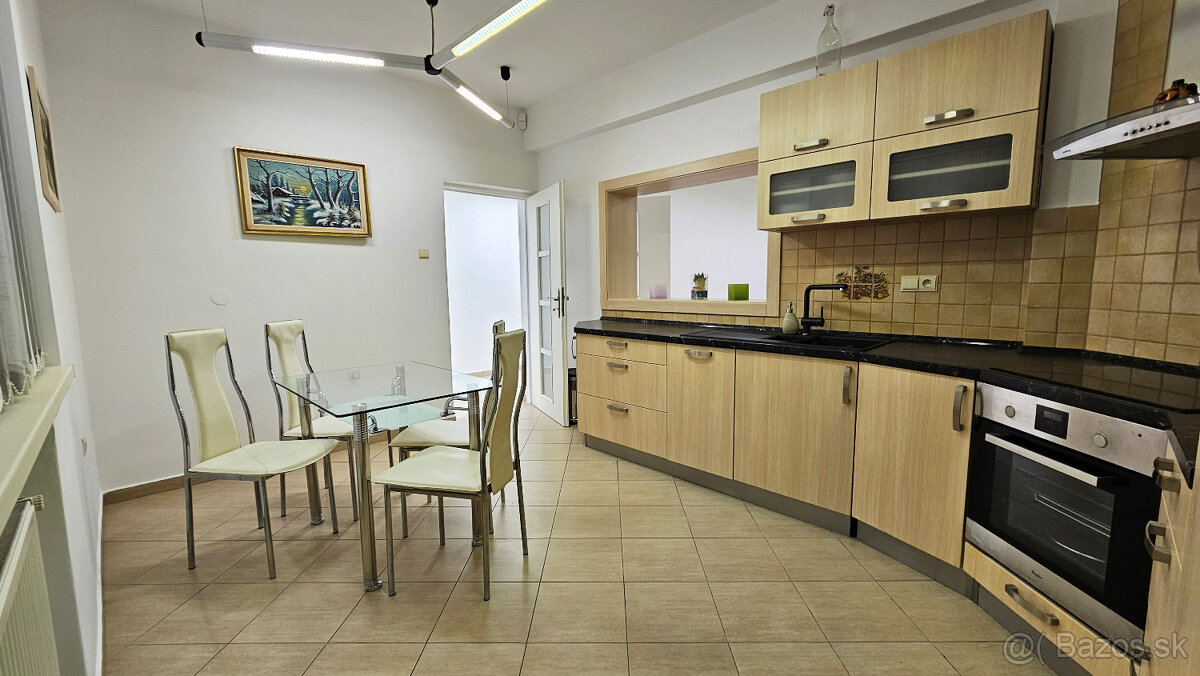 161 m² v srdci Žiliny: 4-izbový byt po rekonštrukcii, Ž - 4