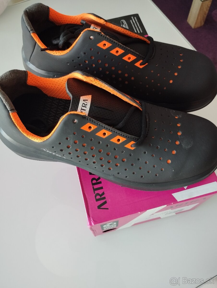 Nové pracovné topánky - 4