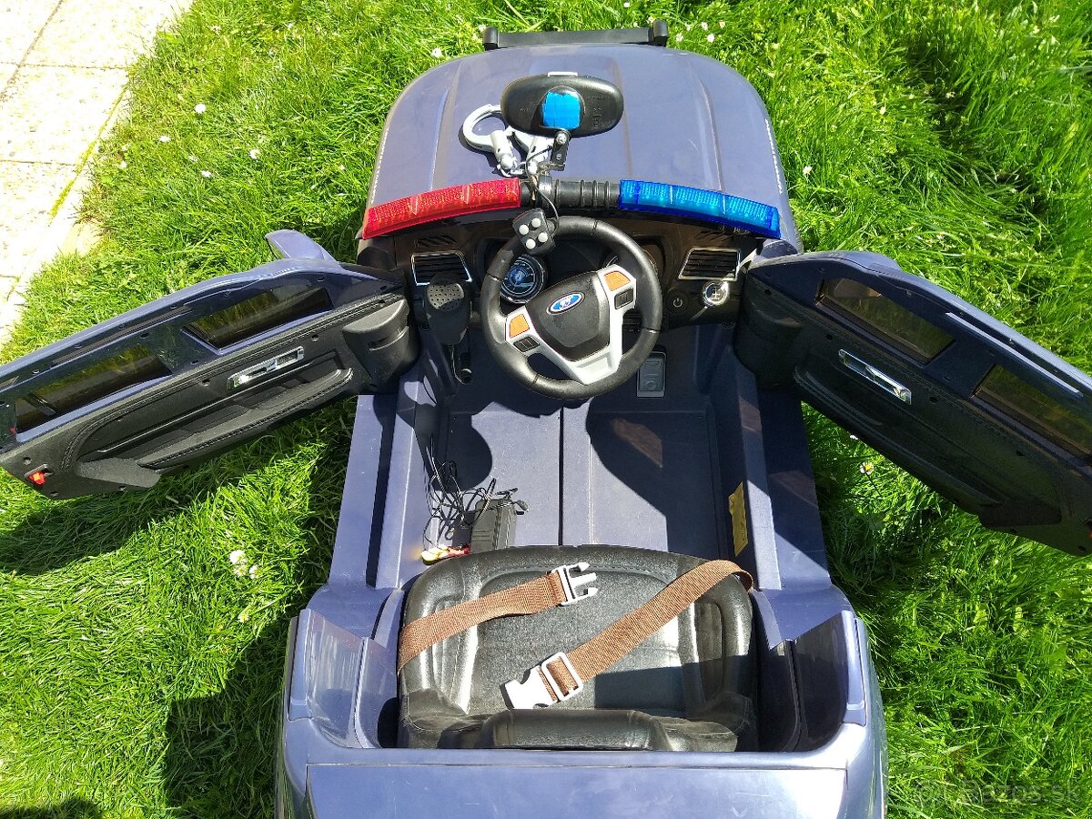 Elektrické policajné autíčko - 4