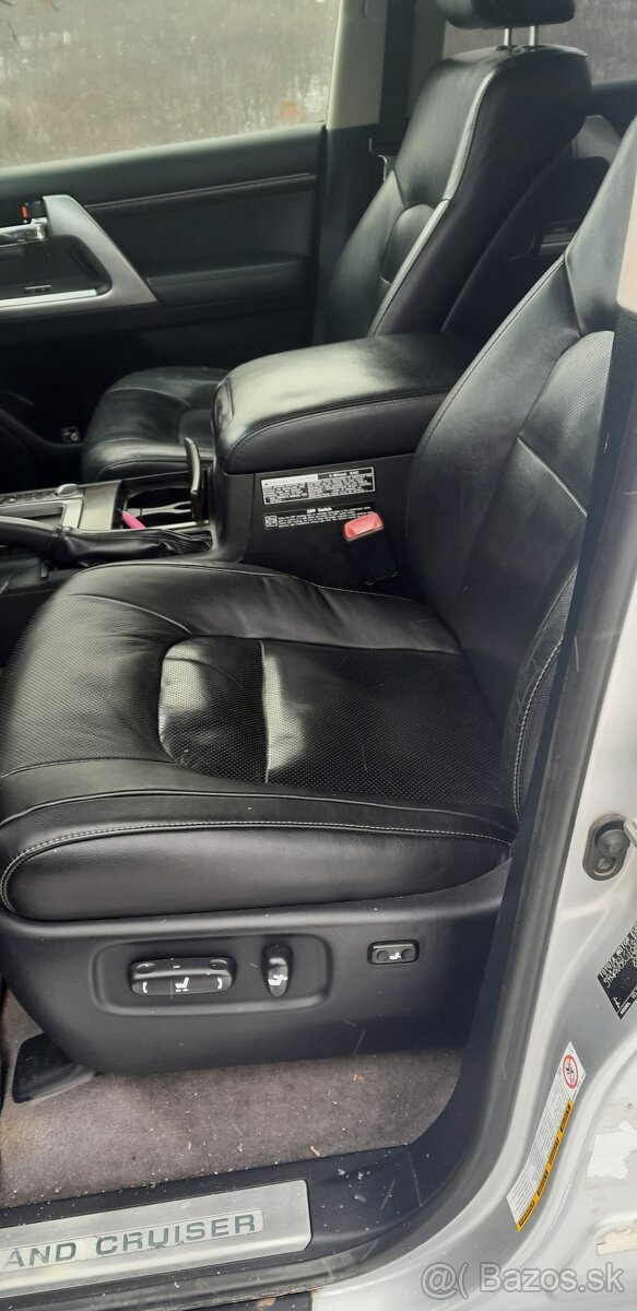 Land cruiser 200