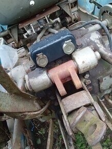 držiak tretieho bodu zetor 3011,4011 - 4