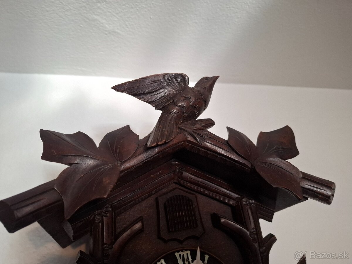 Predám funkčné staré kukučkové hodiny celková výška 45cm 150 - 4