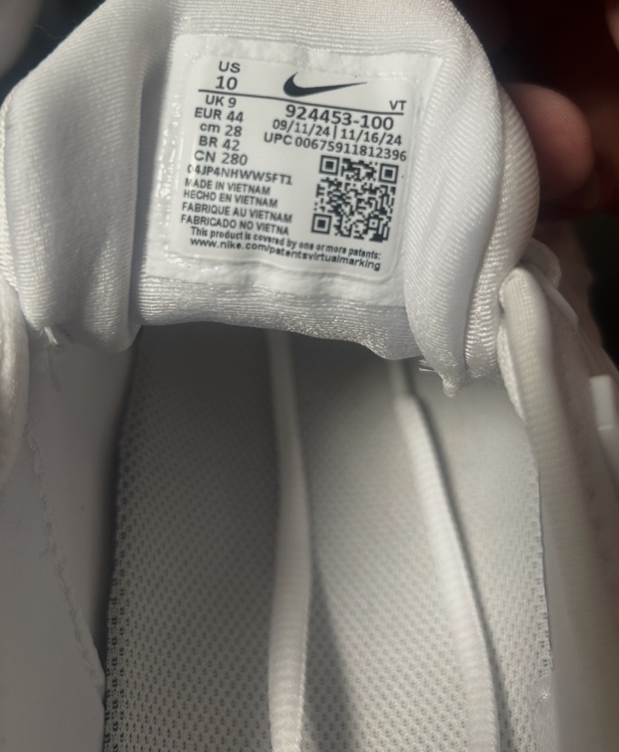 Tenisky Nike Air Vapormax Plus - 4