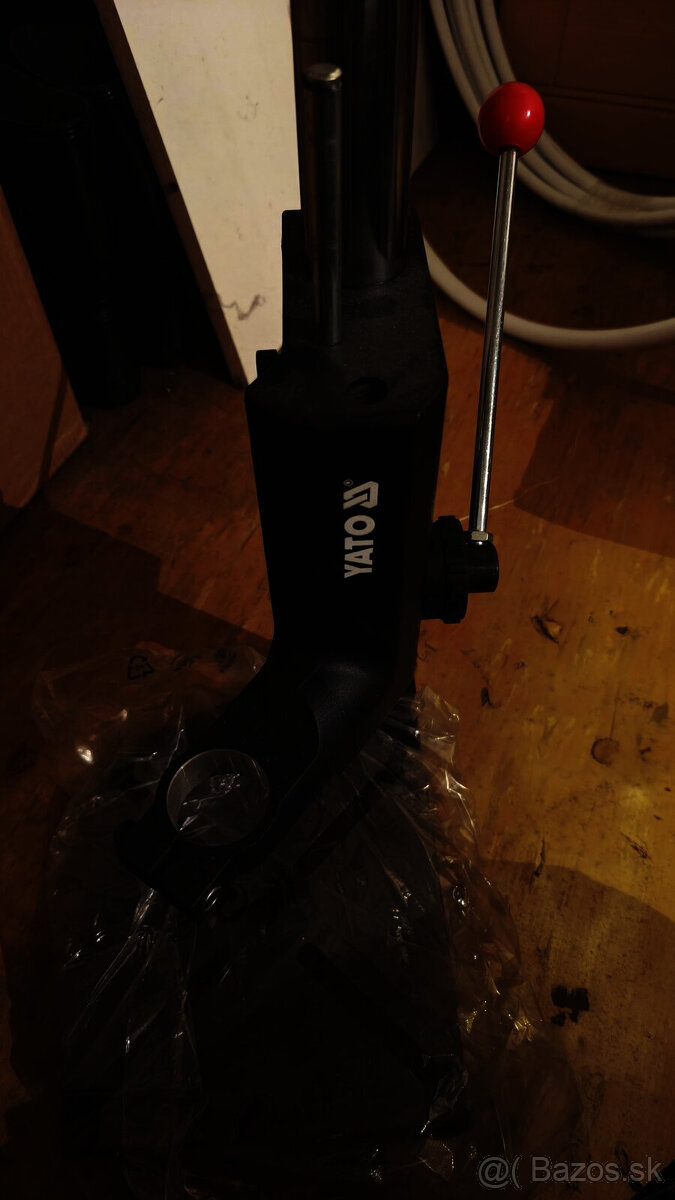 Stojan na vrtacku YATO - NOVY - 4
