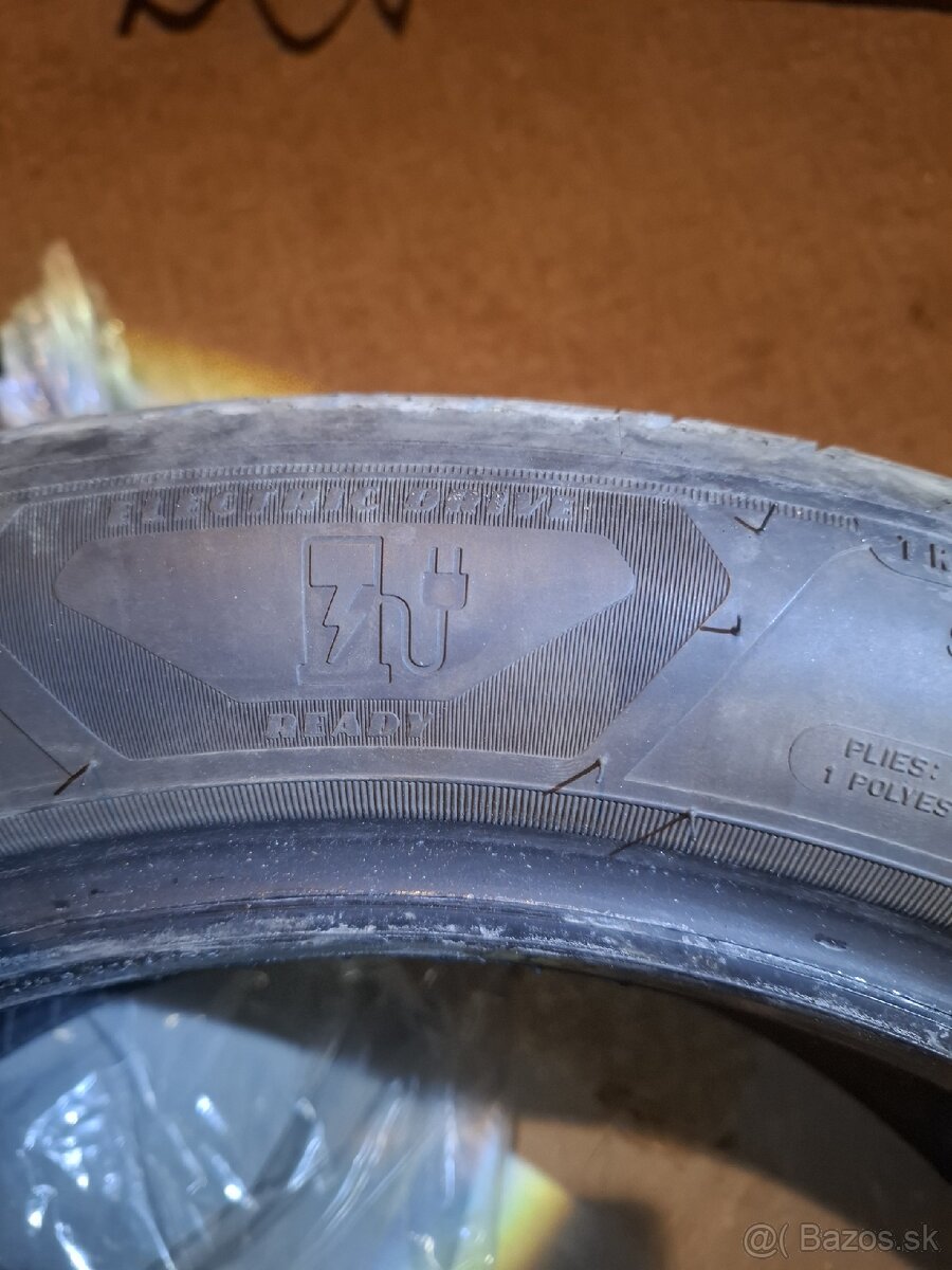 Goodyear 205/50 r27 93v efficientgrip - 4