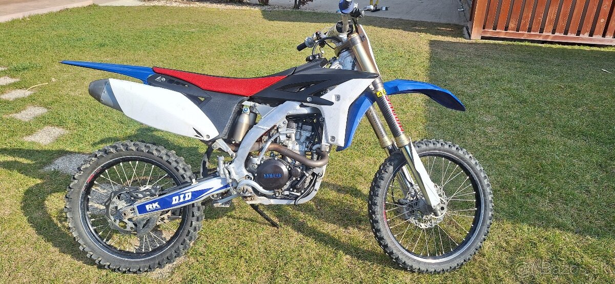 Yamaha YZf250 - 4