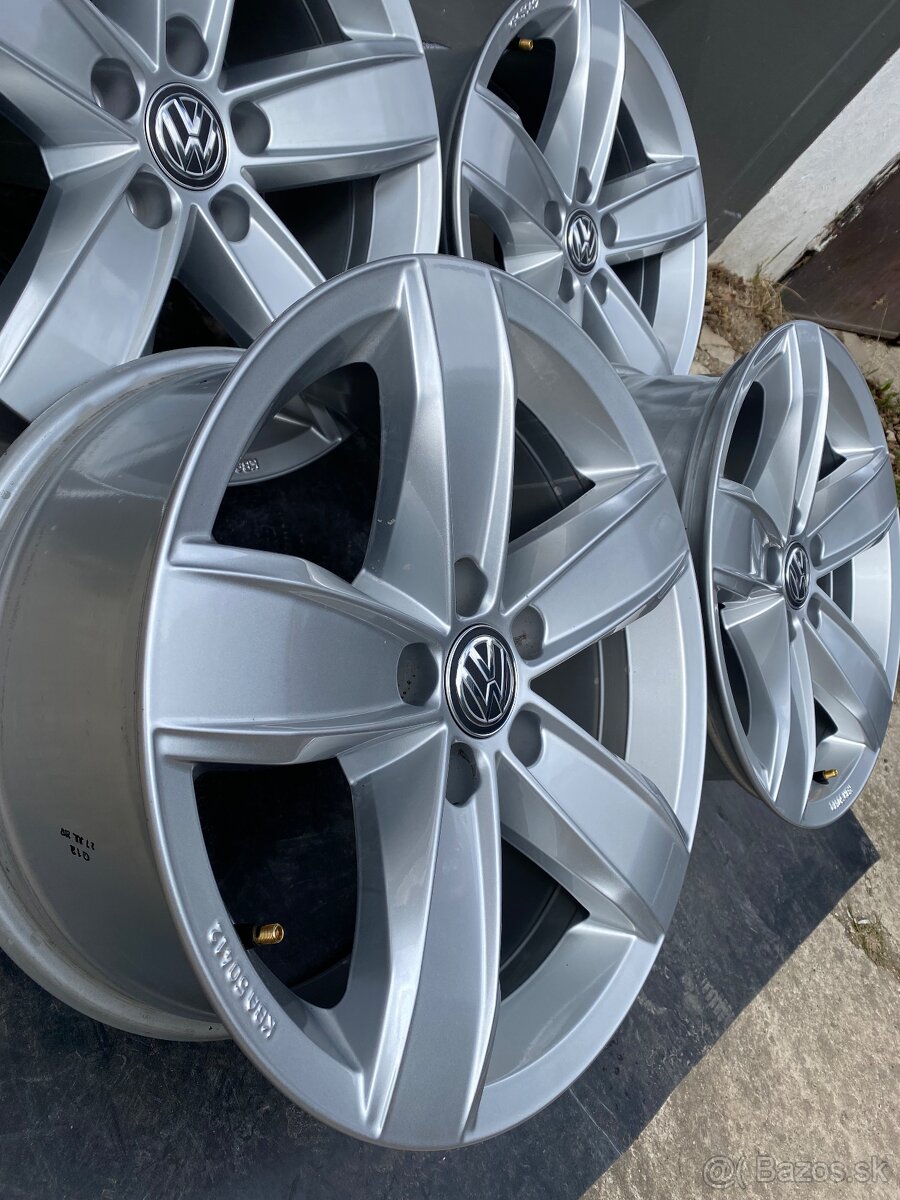 R17 ®️ Originál VW Audi 5x112 (66,6 mm ) ET18 - 4