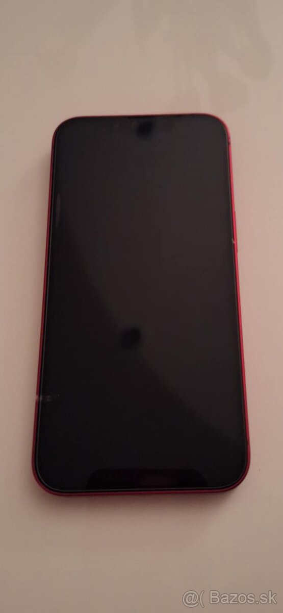 iphone 13 červený - 4