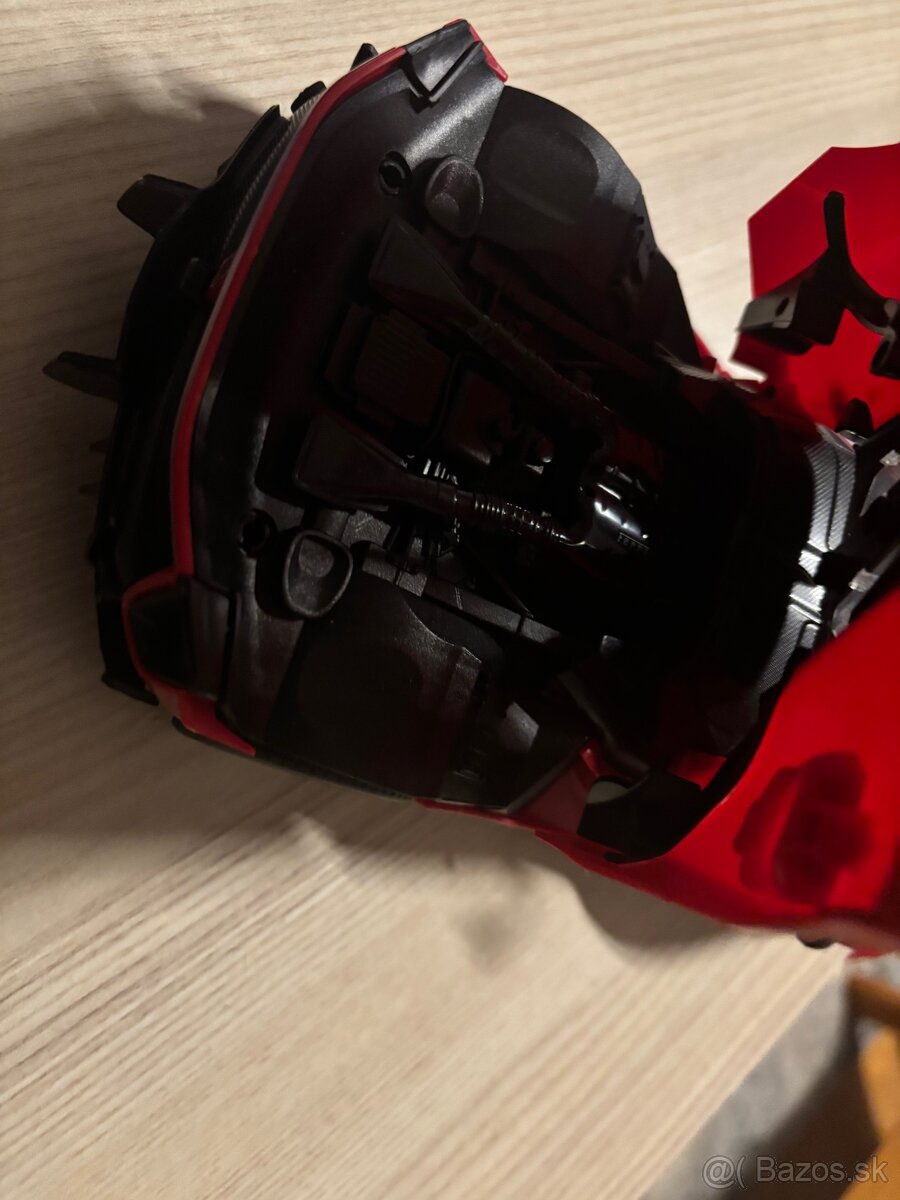 RC model Ferrari fxxk - 4