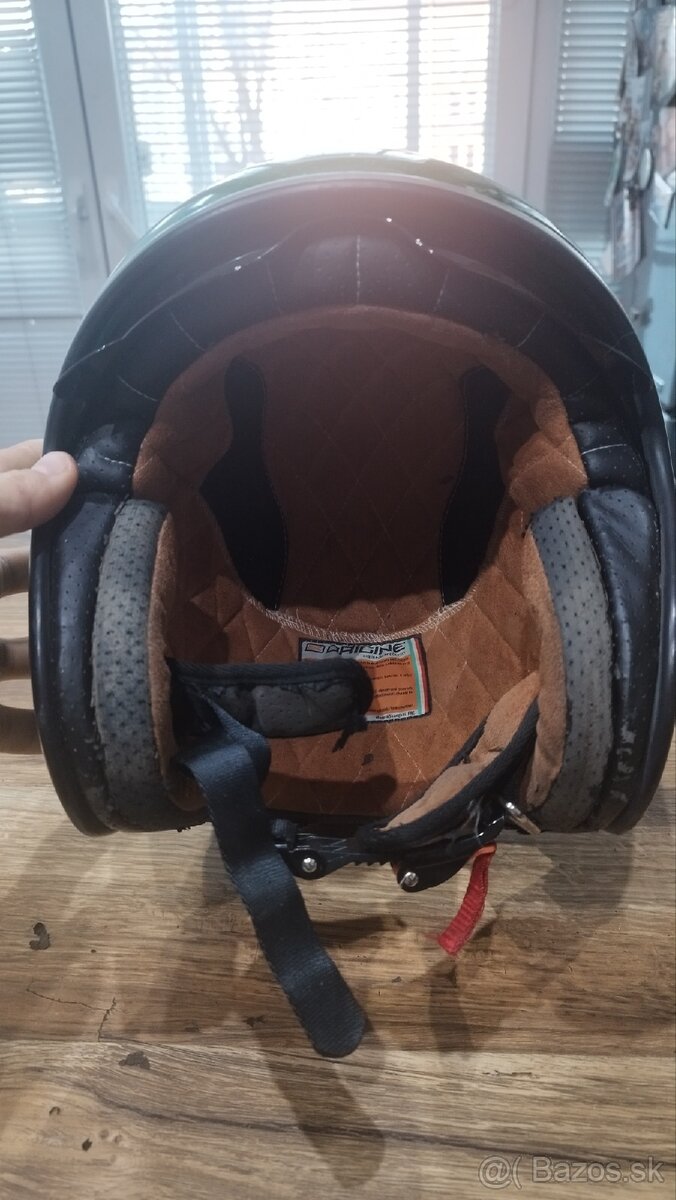 Prilba na motorku - 4