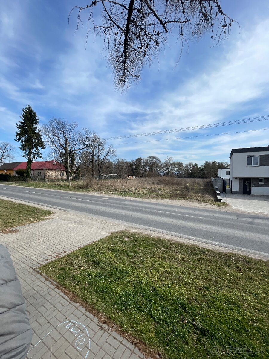 Stavebný pozemok v centre obce Borovce - PREDAJ - 4