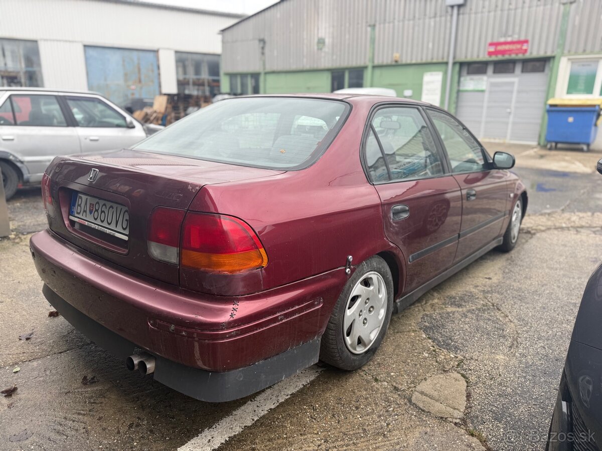 Honda Civic 1.5 eco - 4