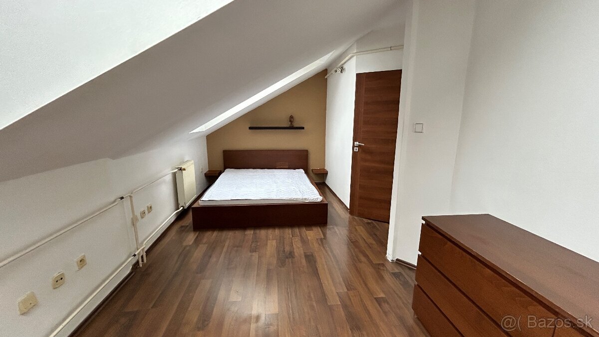 Prenájom 2i byt v centre Trnavy - 4