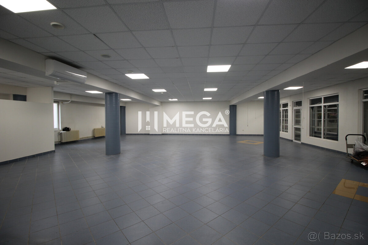 Na prenájom - priestor 185 m2 v centre mesta Humenné - 4
