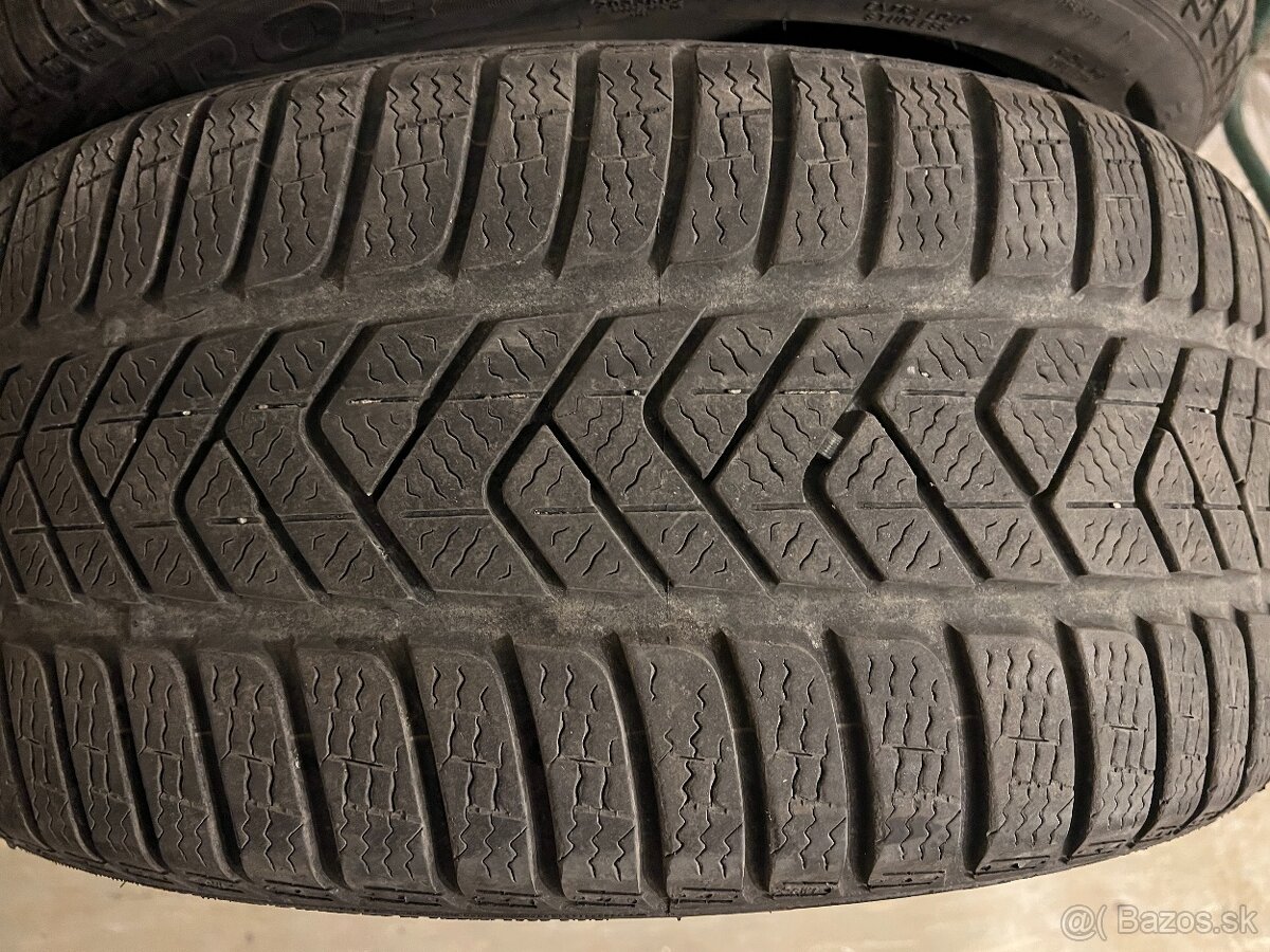 Zimné pneu. Pirelli Winter Sottozero3-245/40/R18 rezervované - 4