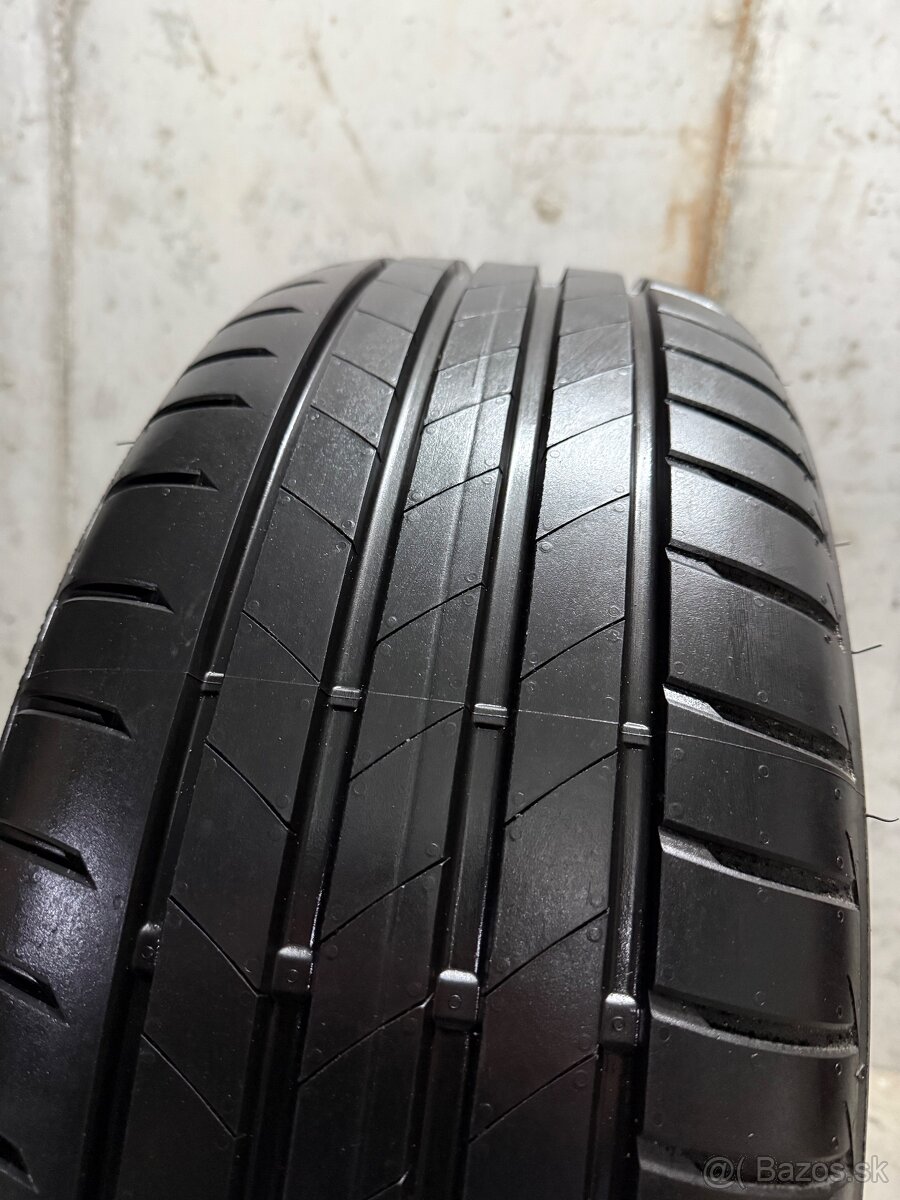 Letná pneumatika 235/55/18 Bridgestone Turanza T005 MOE - 4