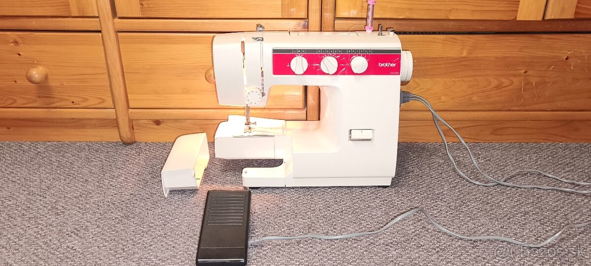 Predám šijací stroj Brother VX-1100+príslušenstvo - 4