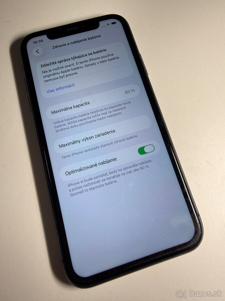 iPhone 11 - 64Gb - zdravie 93% - 4