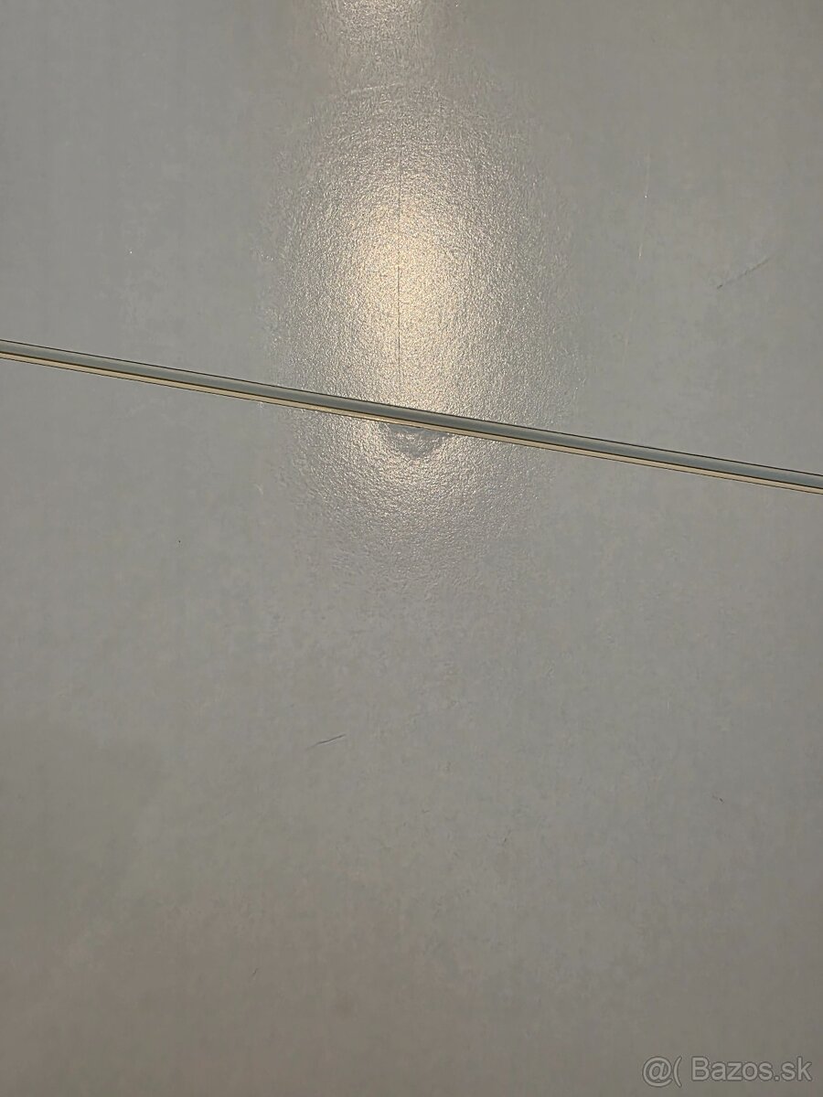 Kozmetický stolík Brimnes Ikea - 4