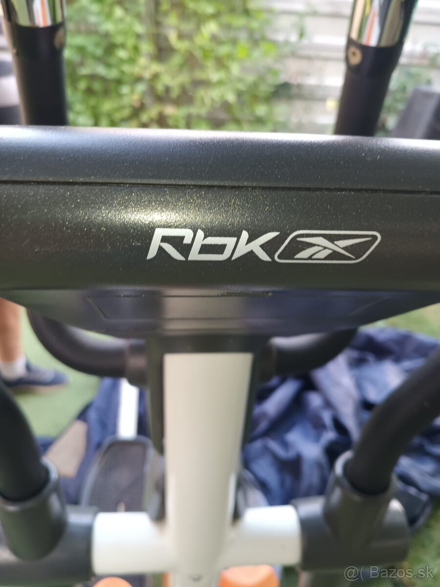 Eliptický trenažér Reebok - 4