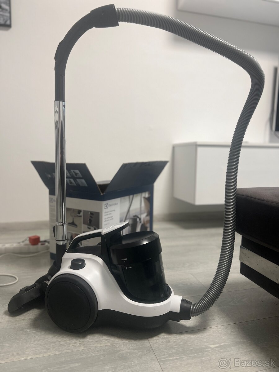 Electrolux Ease C2 - 4