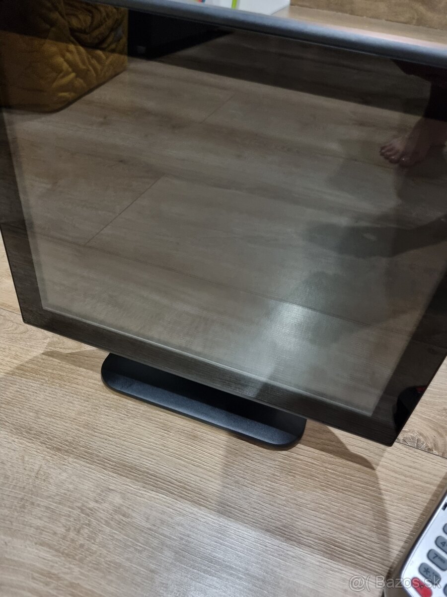 Pokladničná zostava s platob.terminalom - 4