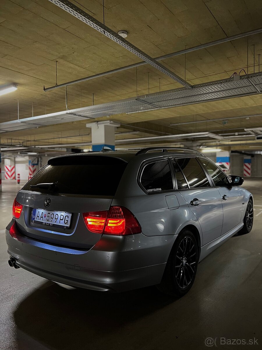 BMW E91 LCi 2.0d - 4