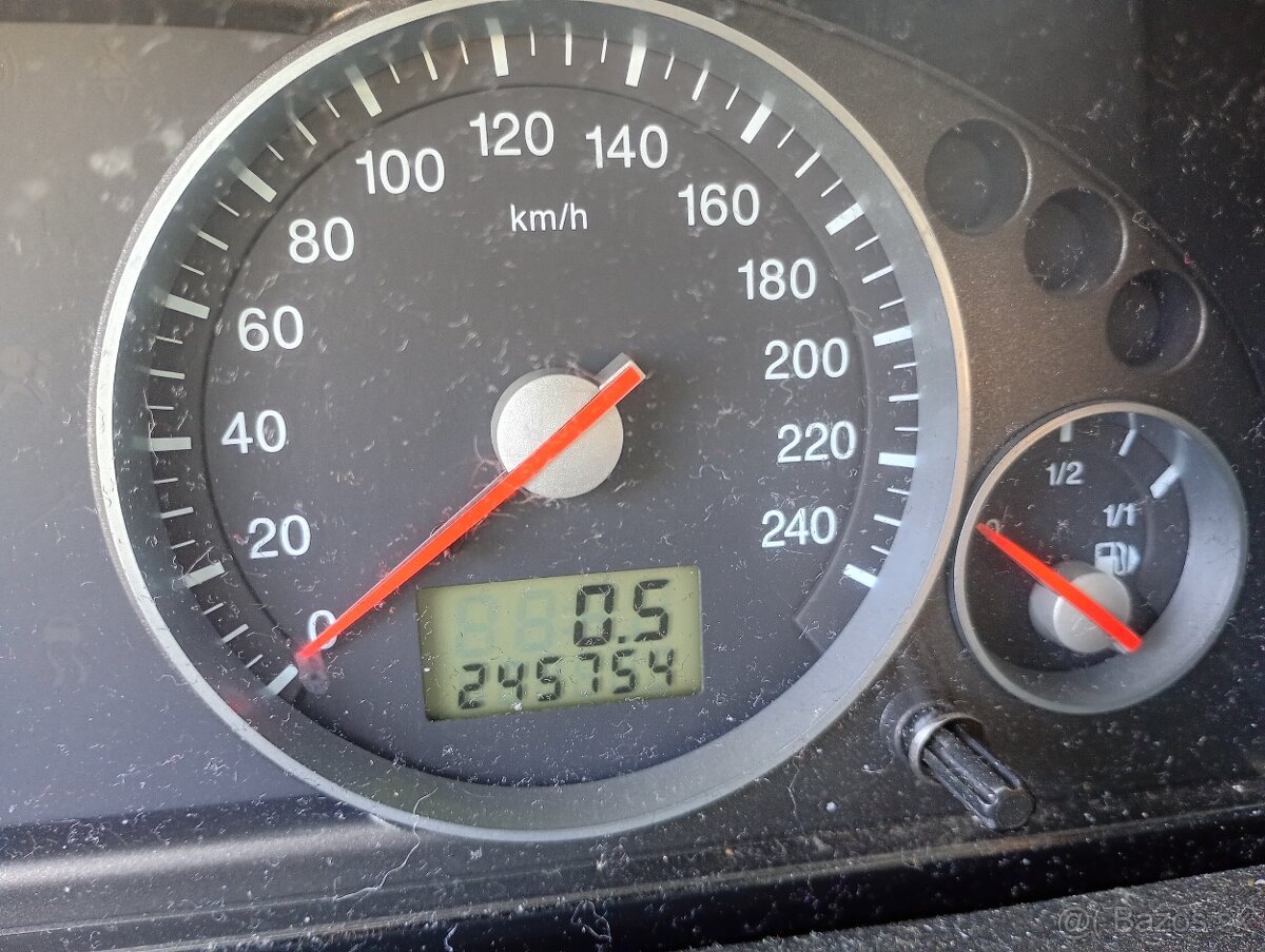 Diely Ford Mondeo combi mk3 2.0tdci 96kw - 4