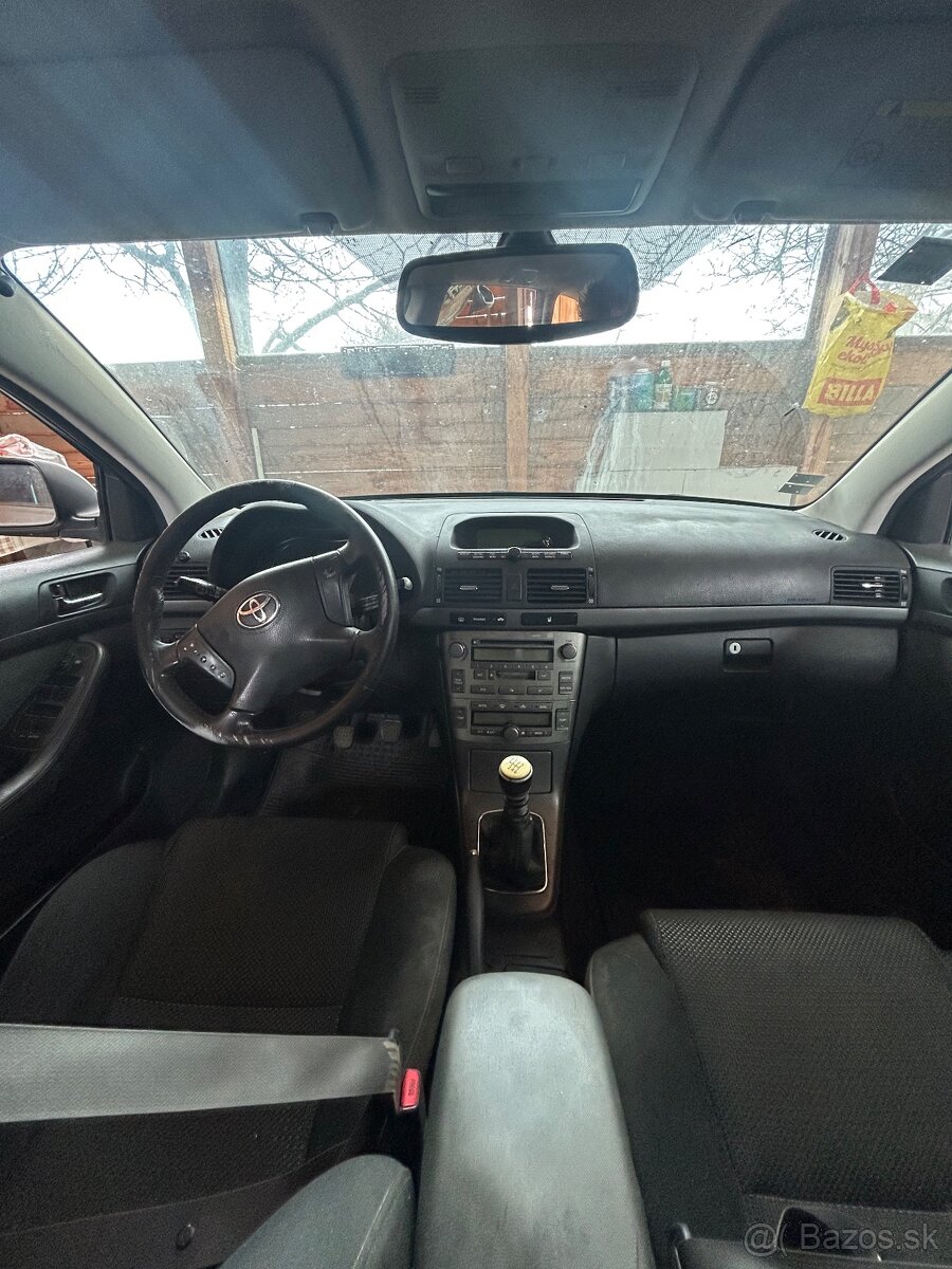 Toyota Avensis 2.2 diesel 2006 - 4