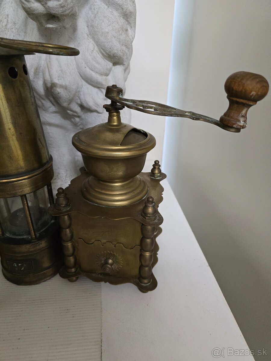 2x mlyncek 2x banicke lampa - 4