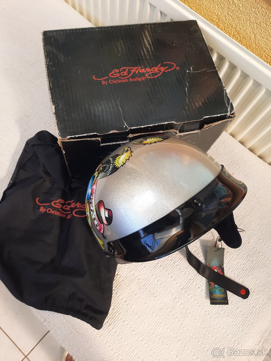 Predám helmu zn ED HARDY - 4