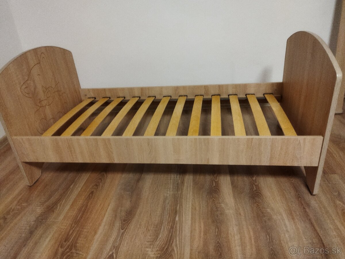 Posteľ - 4