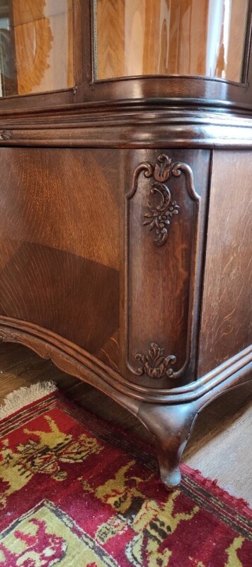 Starožitná vitrína - 4