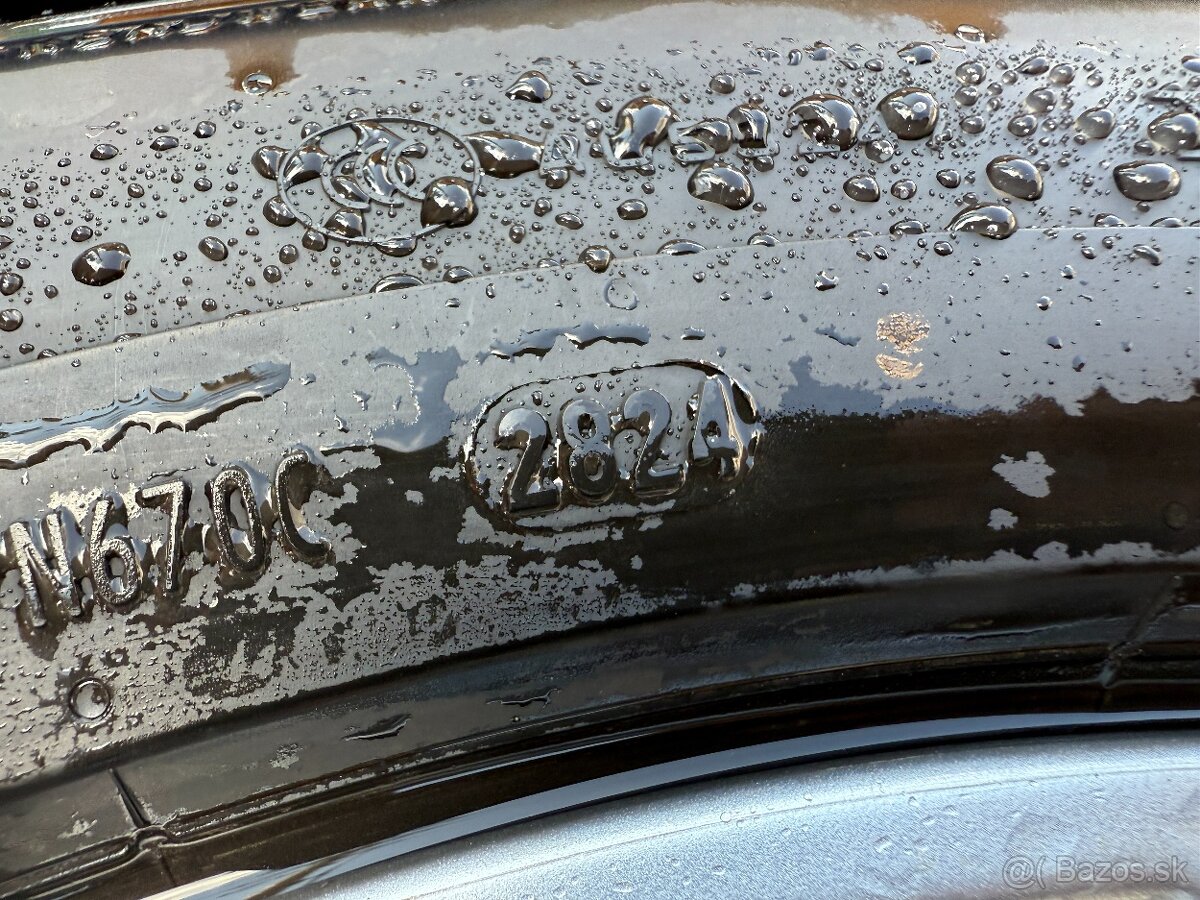 Letná sada Audi Sport 10-Spoke V-Design - 4