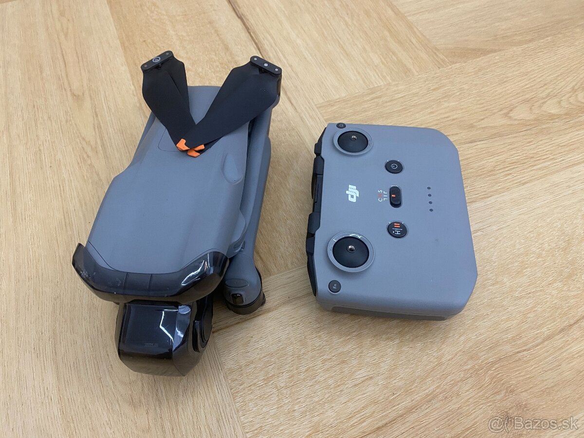 DJI Mavic Air 3 + RC-N2 novy - 4