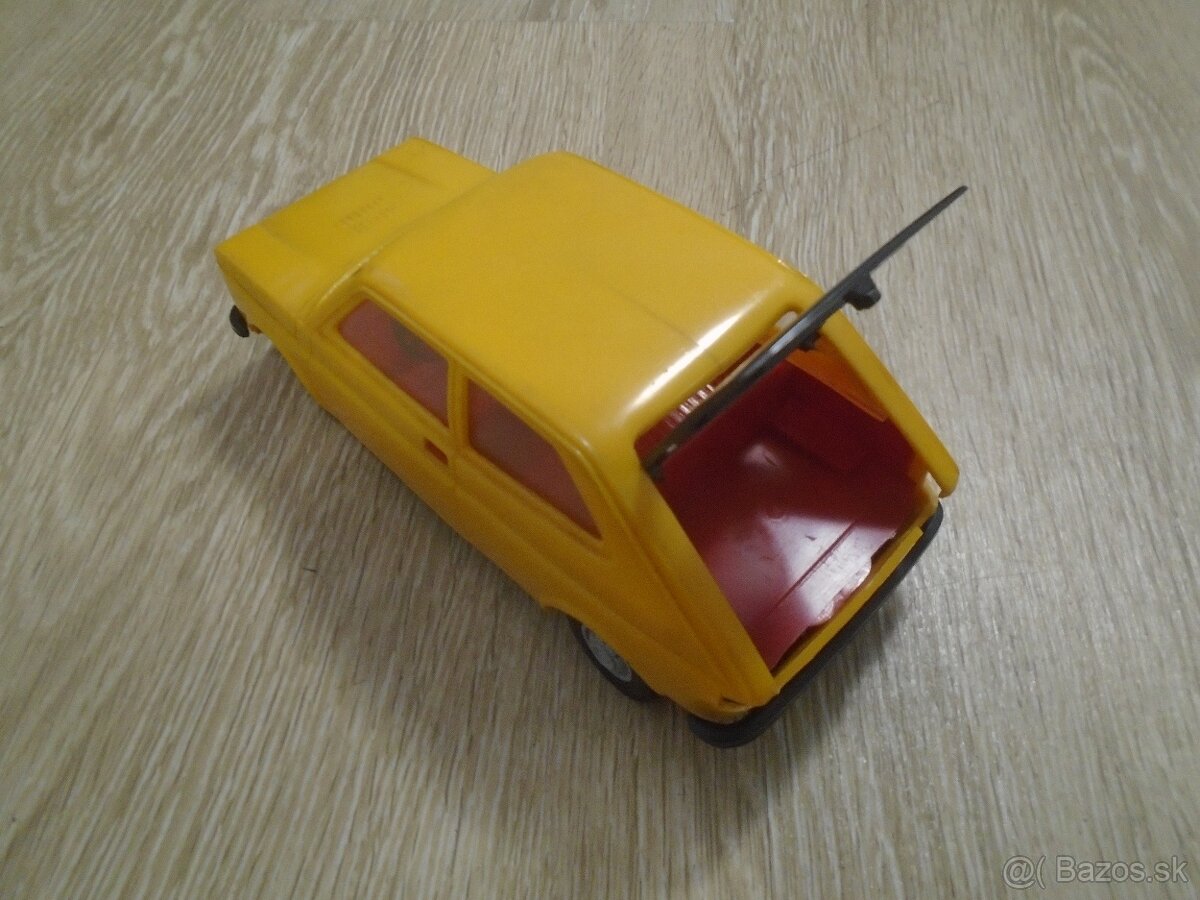 Stará Hračka Fiat 127 A - 4