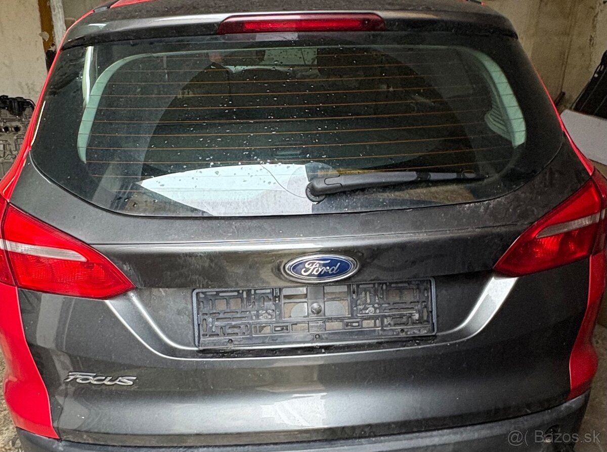 Rozpredam Ford Focus MK3 Combi - 4