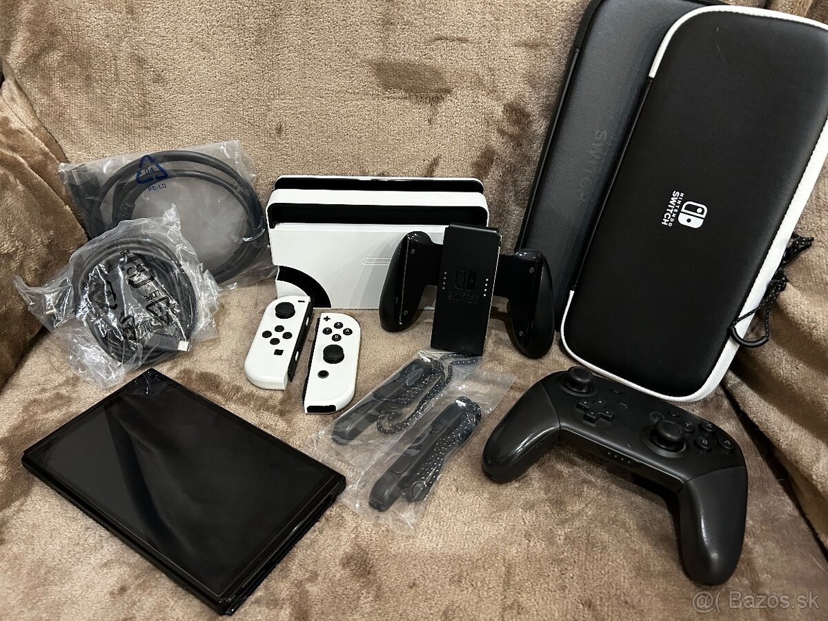 Nintendo Switch OLED - 4