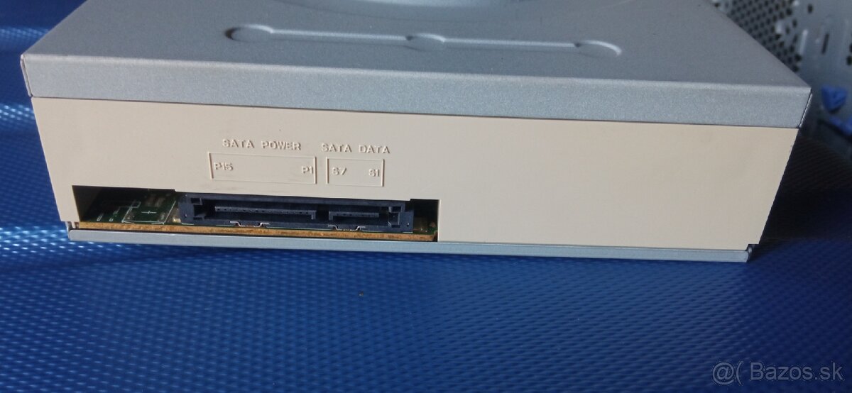PLEXTOR PX-L890SA - 4