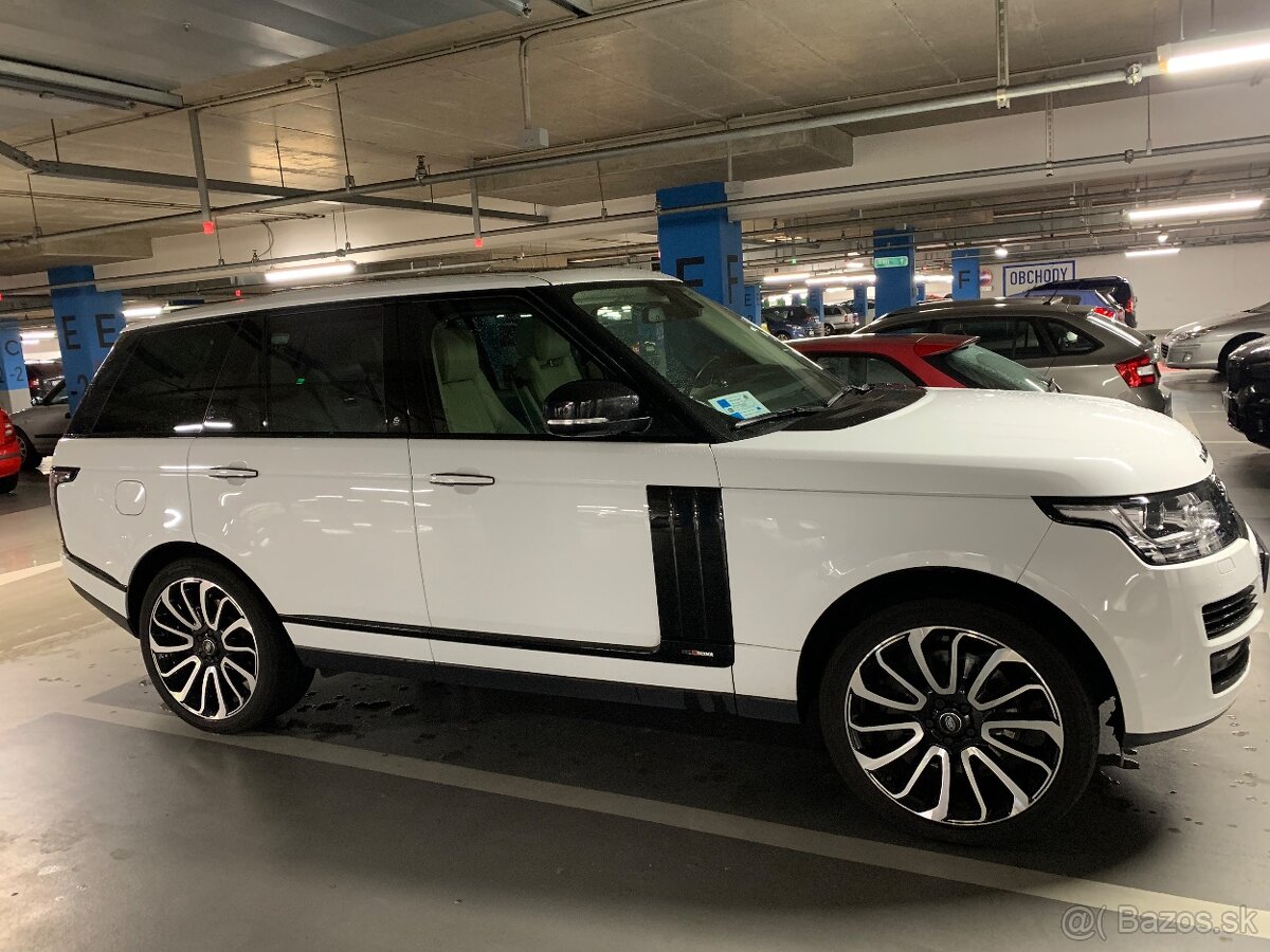 Range rover 4,4,SDV 8 autobiography