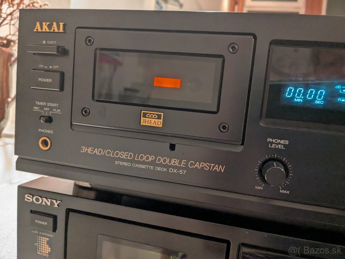 Sony, Akai - 4