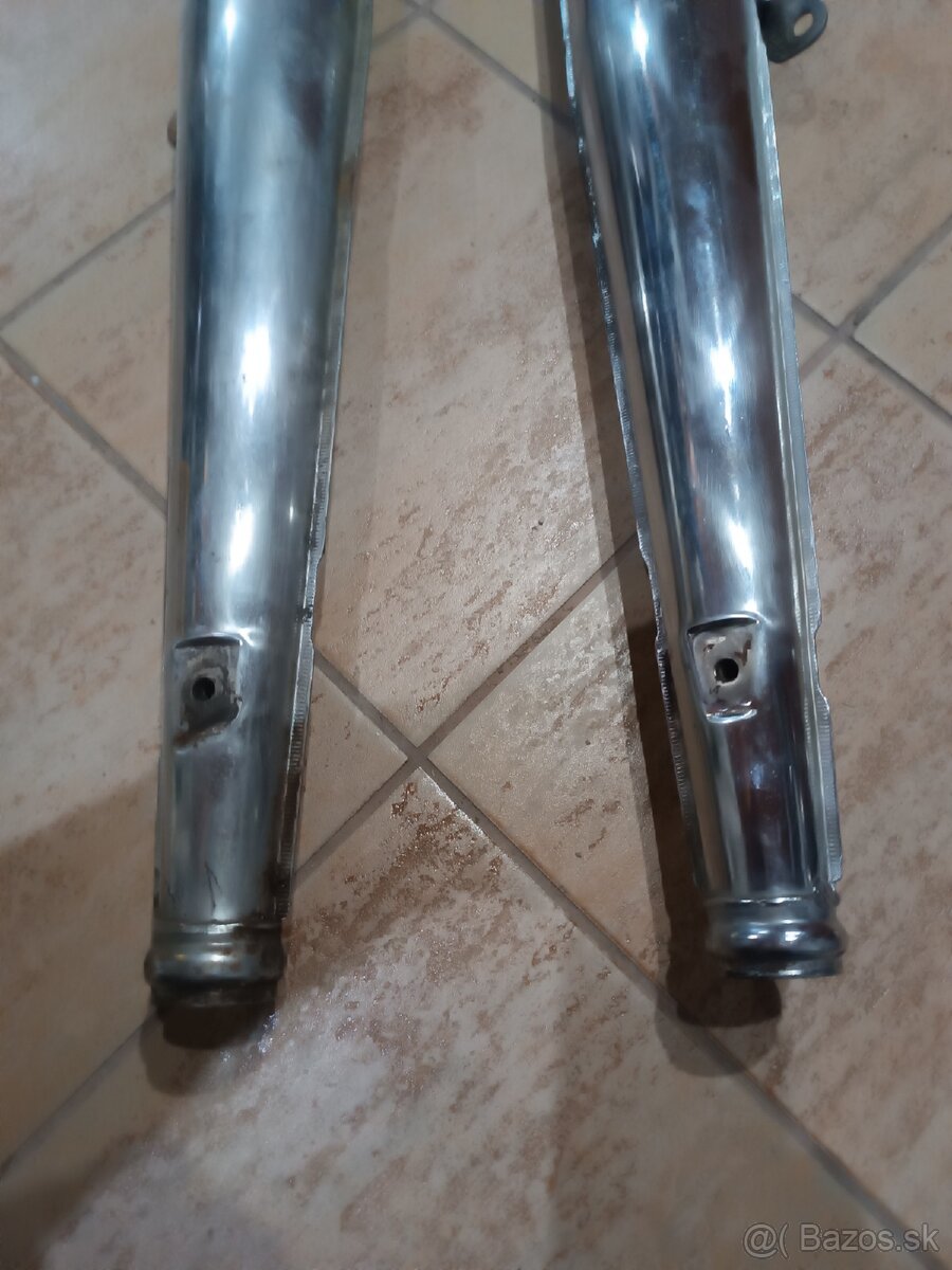 ČZ 250 350 výfuky - 4