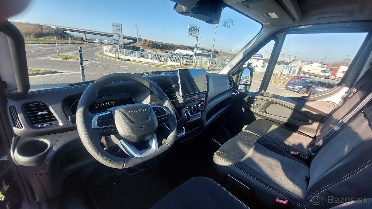 Iveco Daily 35S18HA8V - 4
