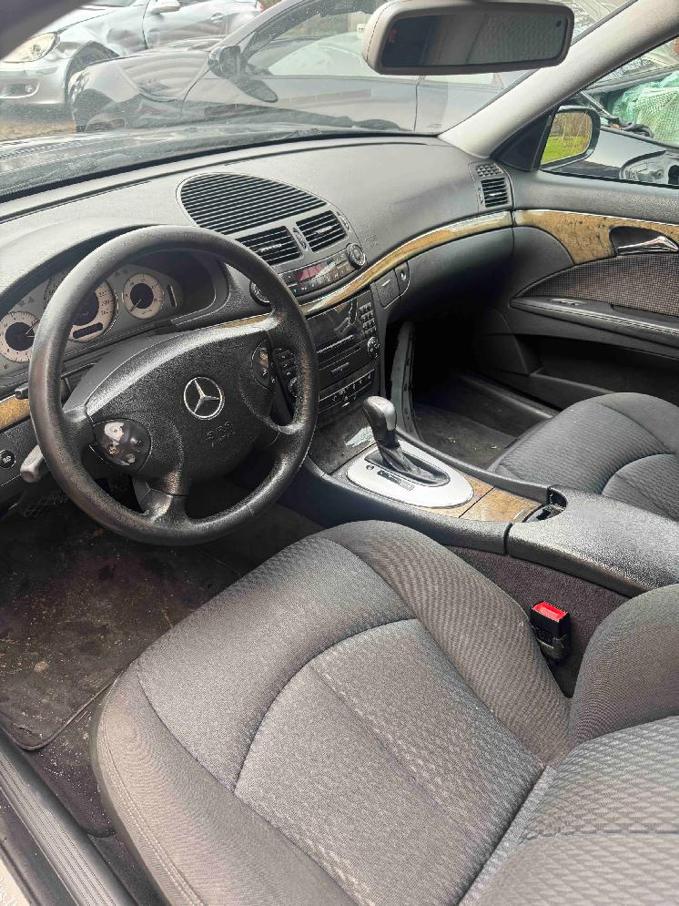 MERCEDES BENZ E W211 320CDI náhradní díly - 4