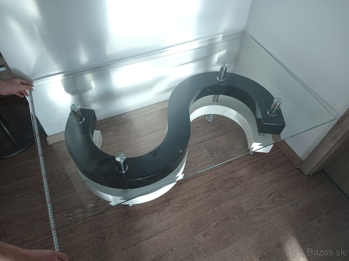 Konferenčný stolík - 4