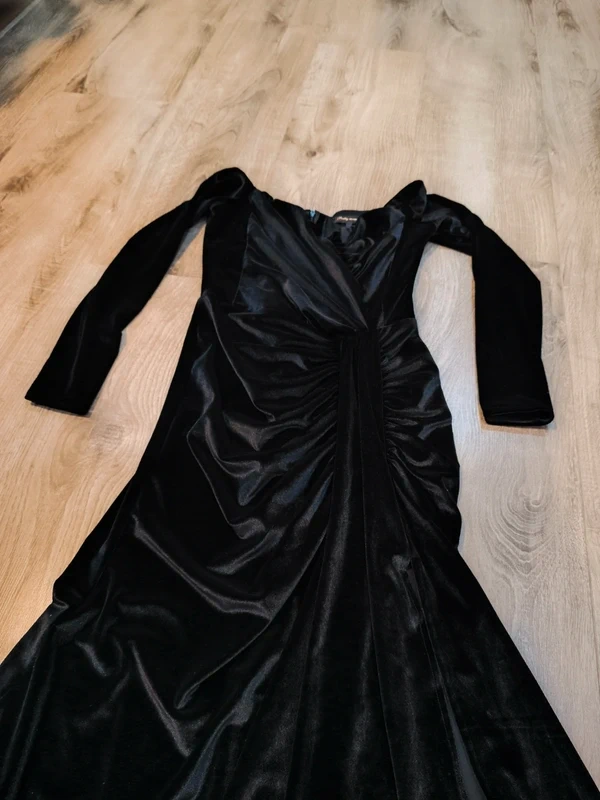 Luxusné plesové šaty - 4