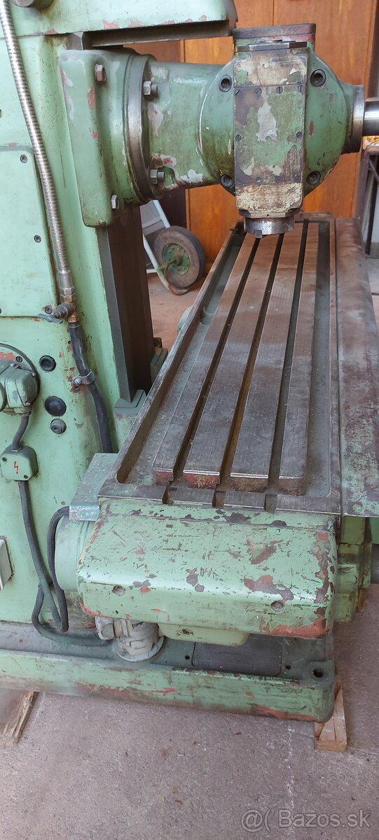 Horizontálna fréza FA3A-U - 4