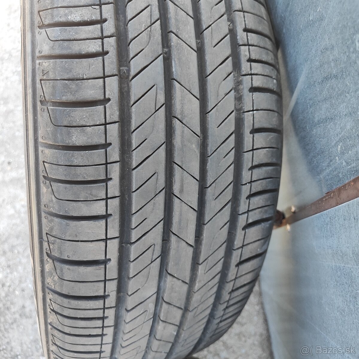 KUMHO SOLUS HS63 215/55/R17 - 4